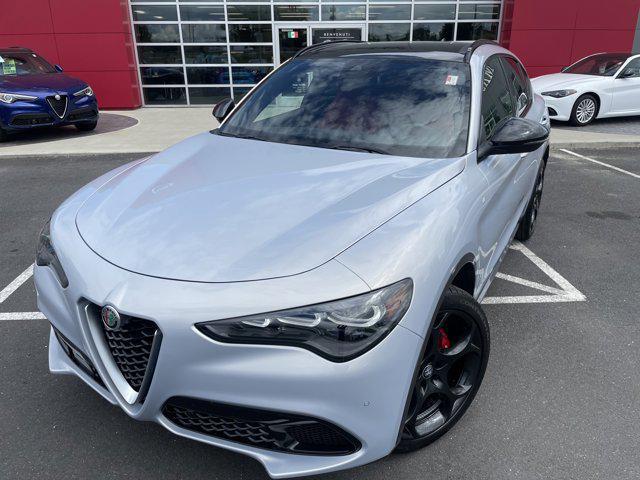 Photo of 2024 Moonlight Gray Metallic Alfa Romeo Stelvio