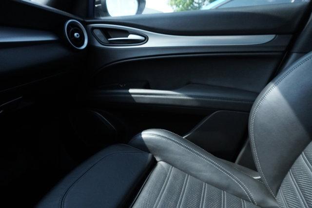 Photo of 2023 Alfa White Alfa Romeo Stelvio