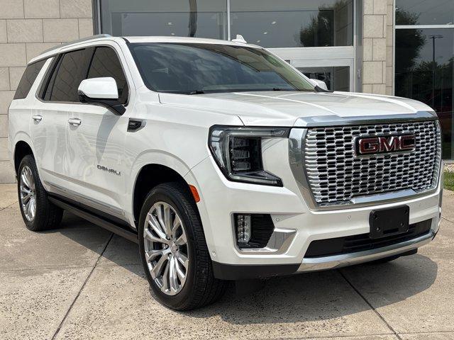 Photo of 2023 White Frost Tri-Coat GMC Yukon