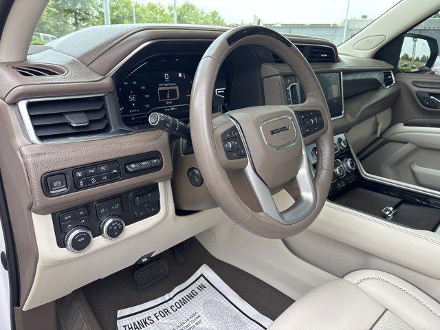 Photo of 2023 White Frost Tri-Coat GMC Yukon