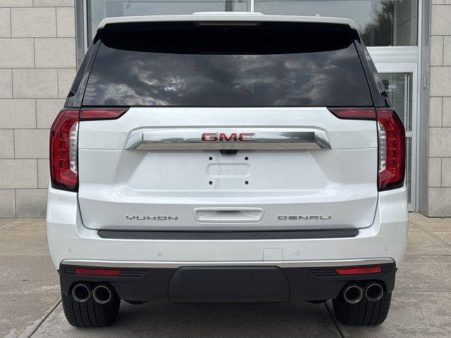 Photo of 2023 White Frost Tri-Coat GMC Yukon