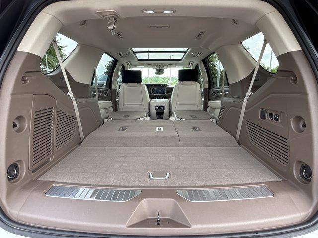 Photo of 2023 White Frost Tri-Coat GMC Yukon