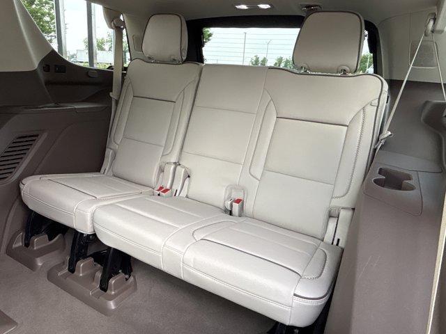 Photo of 2023 White Frost Tri-Coat GMC Yukon
