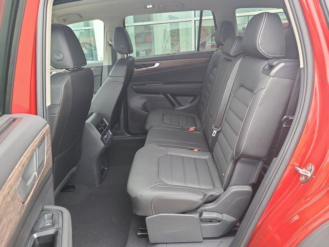 Photo of 2025 Aurora Red Metallic Volkswagen Atlas