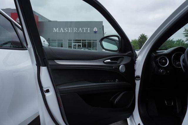 Photo of 2023 Alfa White Alfa Romeo Stelvio