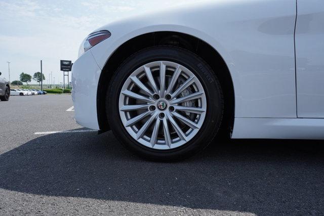 Photo of 2021 Alfa White Alfa Romeo Giulia