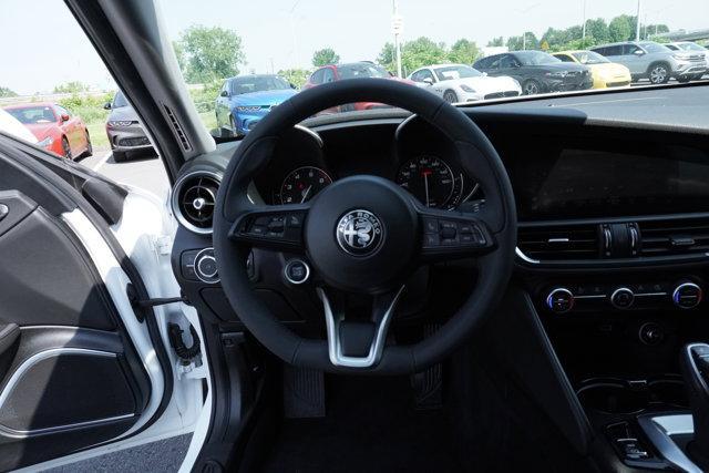 Photo of 2021 Alfa White Alfa Romeo Giulia