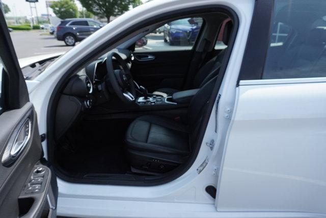 Photo of 2021 Alfa White Alfa Romeo Giulia