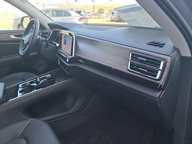 Photo of 2025 Pure Gray Volkswagen Atlas