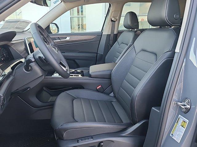 Photo of 2025 Pure Gray Volkswagen Atlas