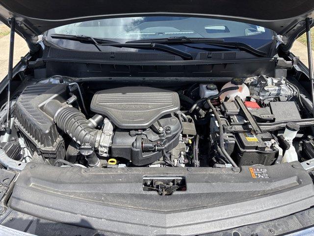 Photo of 2024 Silver Metallic Cadillac XT6