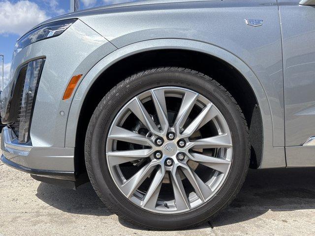 Photo of 2024 Silver Metallic Cadillac XT6