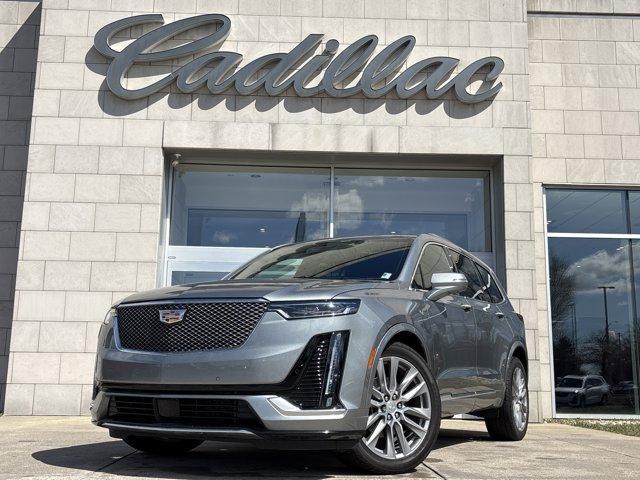 Photo of 2024 Silver Metallic Cadillac XT6