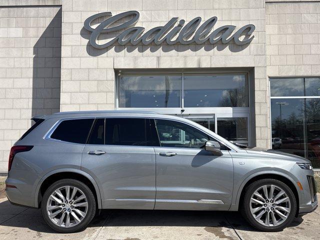 Photo of 2024 Silver Metallic Cadillac XT6