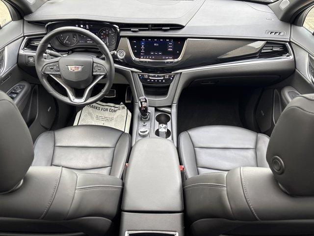Photo of 2022 Crystal White Tri-Coat Cadillac XT6