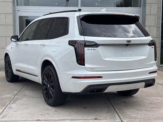 Photo of 2022 Crystal White Tri-Coat Cadillac XT6