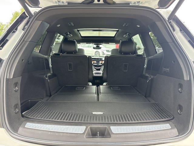 Photo of 2022 Crystal White Tri-Coat Cadillac XT6