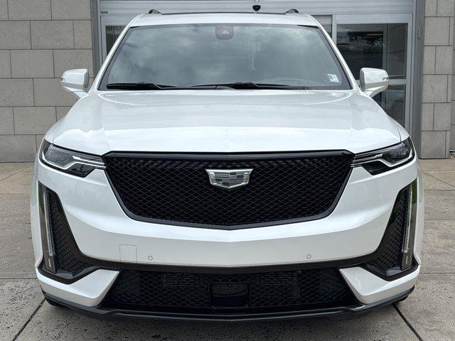 Photo of 2022 Crystal White Tri-Coat Cadillac XT6