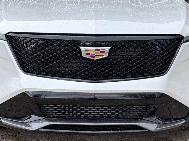 Photo of 2025 Crystal White Tri-Coat Cadillac XT4