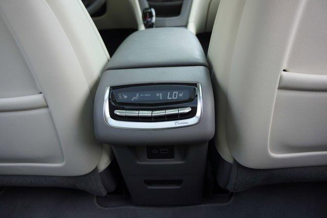 Photo of 2024 Emerald Cadillac XT6