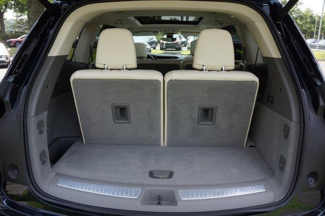 Photo of 2024 Emerald Cadillac XT6