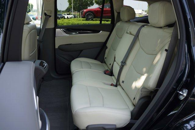 Photo of 2024 Emerald Cadillac XT6