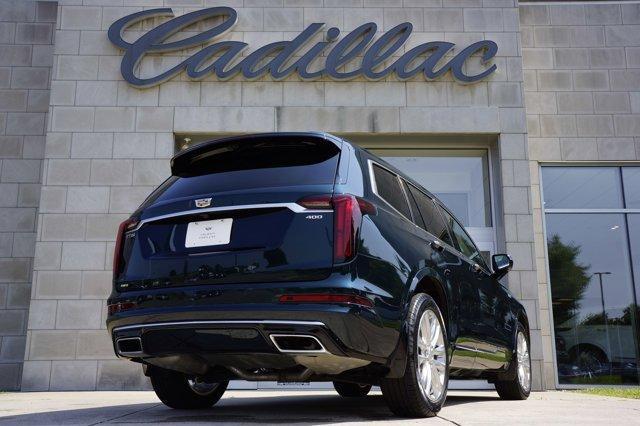 Photo of 2024 Emerald Cadillac XT6