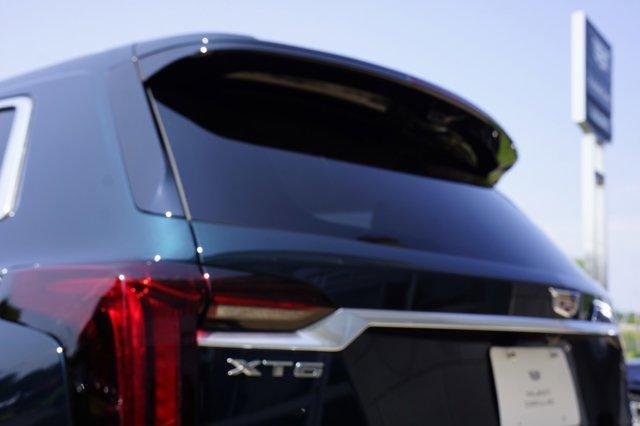 Photo of 2024 Emerald Cadillac XT6