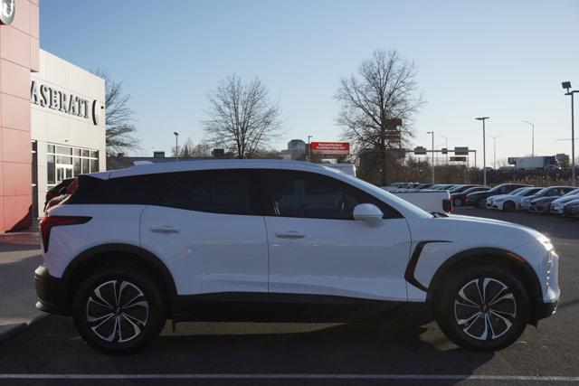 Photo of 2024 Summit White Chevrolet Blazer EV