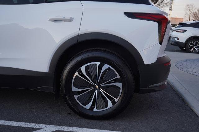 Photo of 2024 Summit White Chevrolet Blazer EV