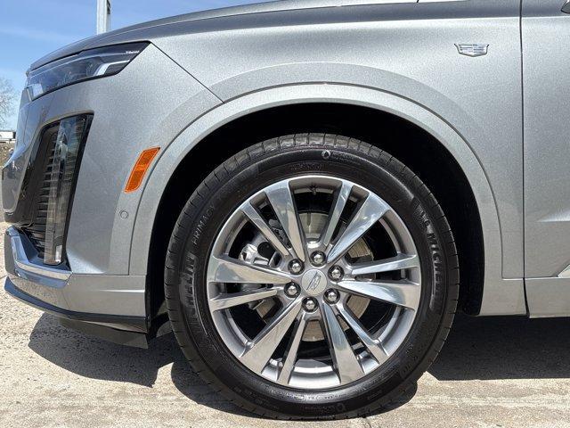 Photo of 2024 Silver Metallic Cadillac XT6