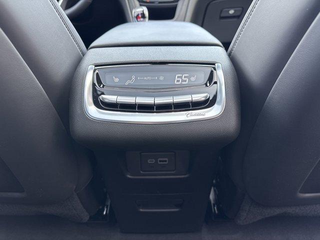 Photo of 2024 Silver Metallic Cadillac XT6