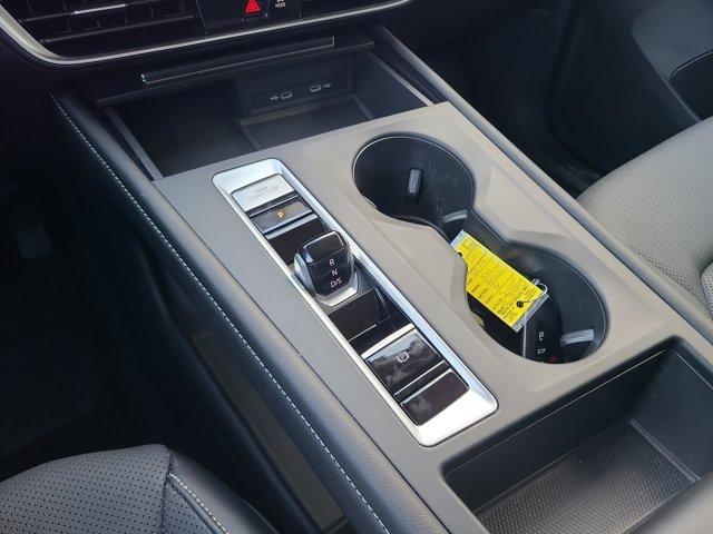 Photo of 2024 Silver Bird Metallic Volkswagen Atlas