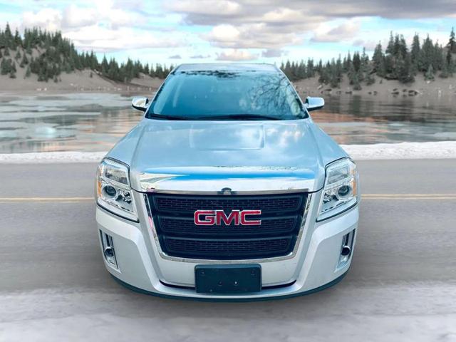 Photo of 2015 Silver GMC Terrain