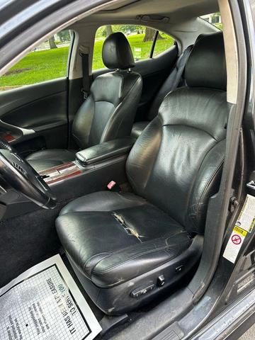 Photo of 2007 Grey Lexus IS 250