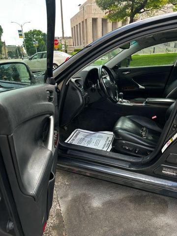 Photo of 2007 Grey Lexus IS 250