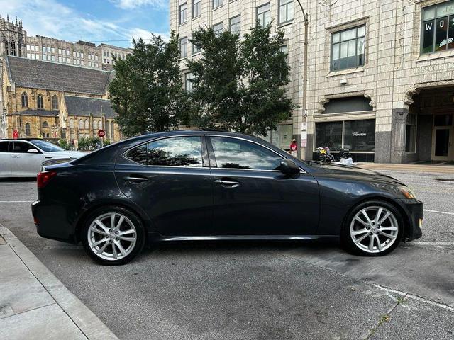 Photo of 2007 Grey Lexus IS 250