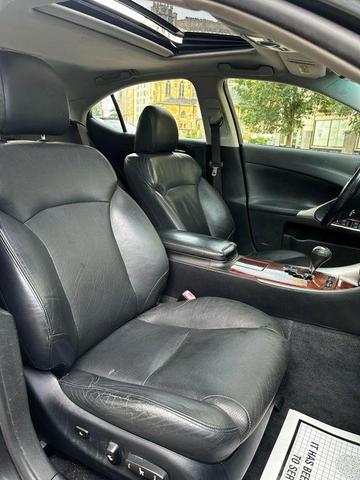 Photo of 2007 Grey Lexus IS 250