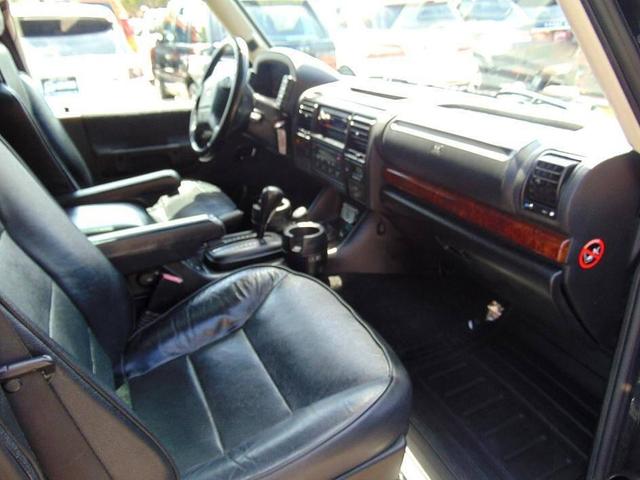 Photo of 2003 Java Black Land Rover Discovery