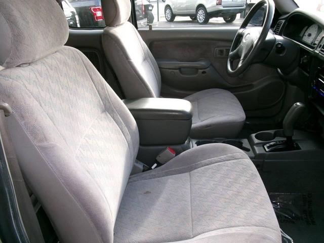 Photo of 2003 Lunar Mist Metallic Toyota Tacoma