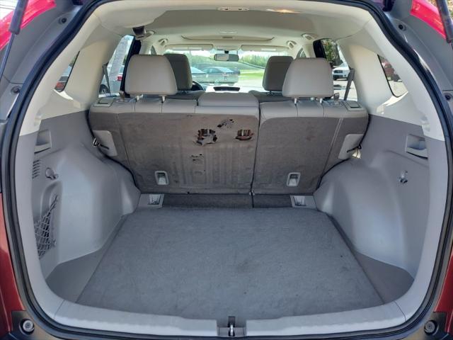 Photo of 2013 Maroon Honda CR-V