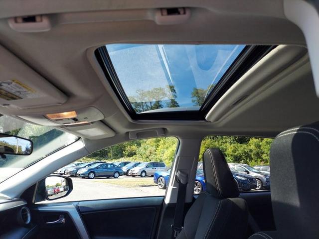 Photo of 2016 Magnetic Gray Metallic Toyota RAV4