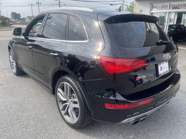 Photo of 2015 Black Audi SQ5