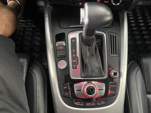 Photo of 2015 Black Audi SQ5
