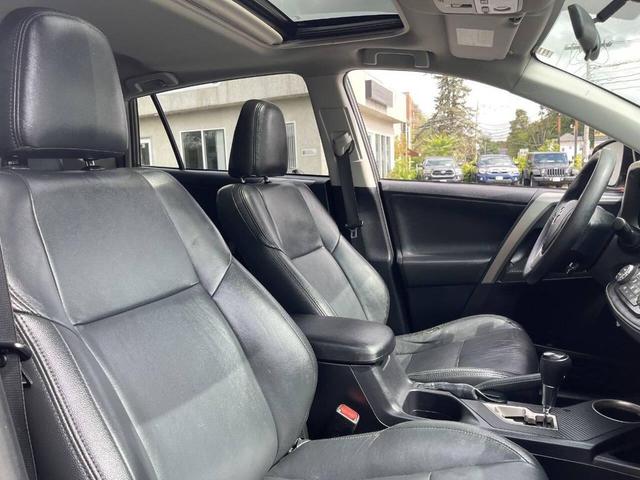 Photo of 2013 Brown Toyota RAV4
