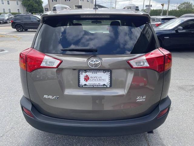Photo of 2013 Brown Toyota RAV4