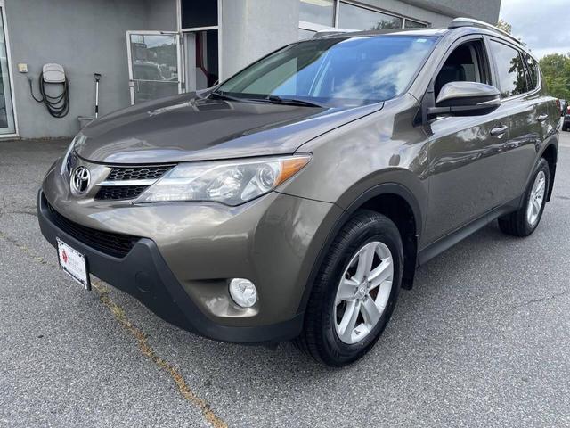 Photo of 2013 Brown Toyota RAV4
