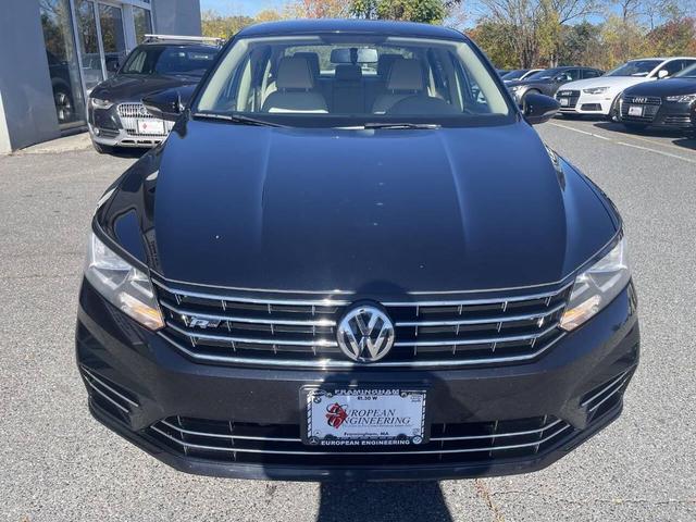 Photo of 2018 Black Volkswagen Passat