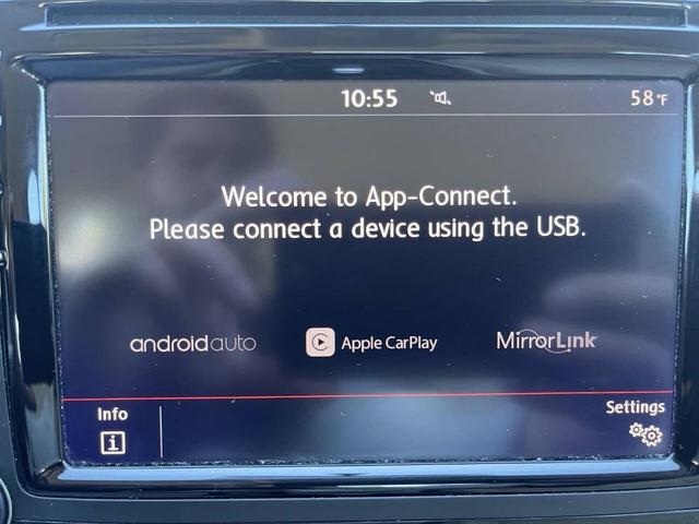 Photo of 2018 Black Volkswagen Passat