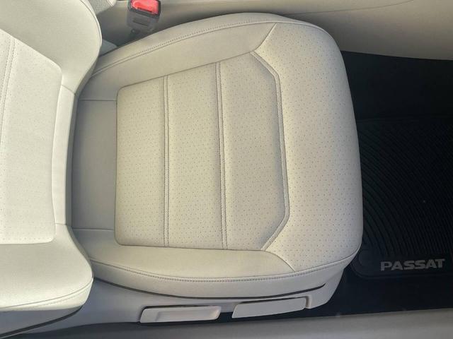 Photo of 2018 Black Volkswagen Passat